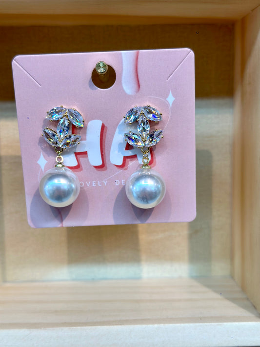 Earrings 耳环